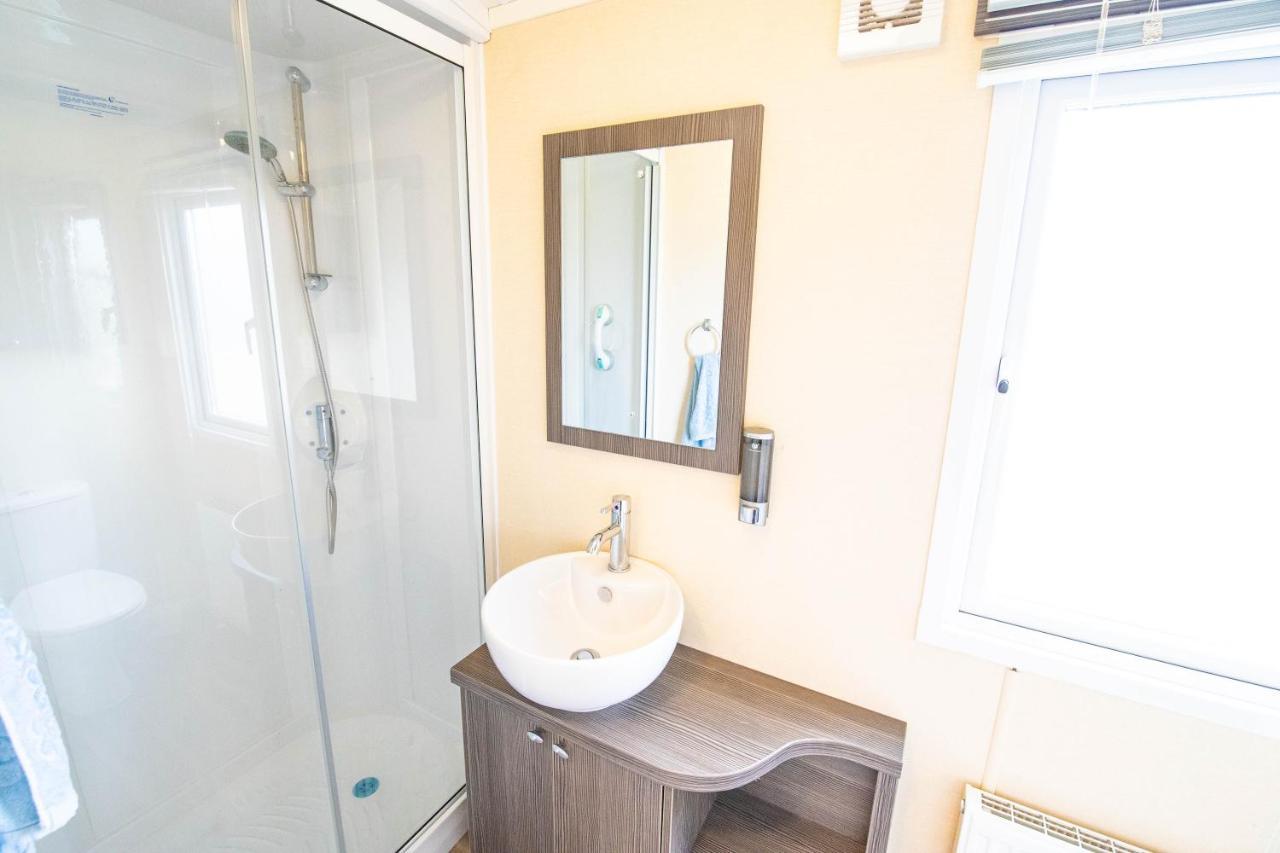Big Skies Platinum Plus Holiday Home With Wifi, Netflix, Dishwasher, Decking Camber Exteriér fotografie