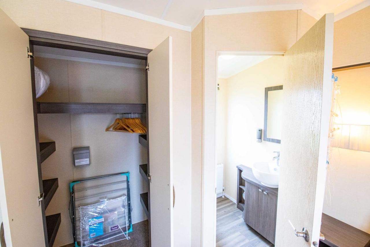 Big Skies Platinum Plus Holiday Home With Wifi, Netflix, Dishwasher, Decking Camber Exteriér fotografie